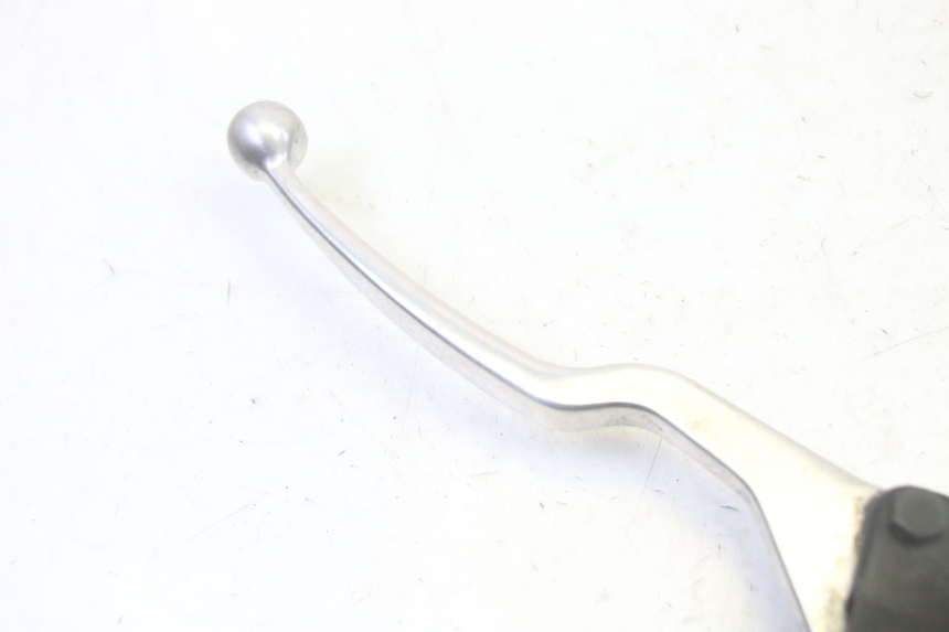 photo de POMPA HAMULCA TYLNEGO SUZUKI BURGMAN 125 (2007 - 2014) - Szczegół części