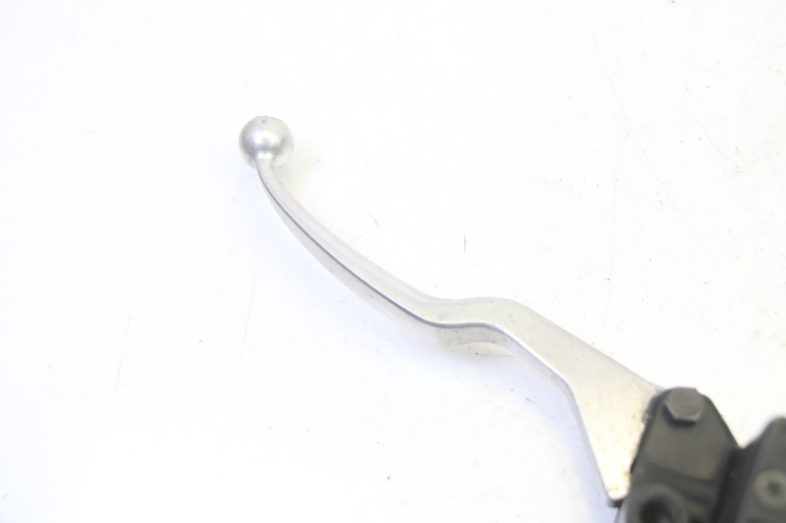 photo de POMPA HAMULCA TYLNEGO SUZUKI BURGMAN 125 (2007 - 2014) - Szczegół części