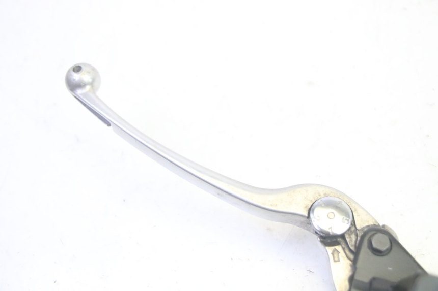 photo de POMPA HAMULCA TYLNEGO SUZUKI BURGMAN EXECUTIVE ABS 650 (2006 - 2012) - Szczegół części