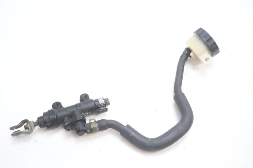 photo de TYLNY CYLINDER HAMULCOWY HONDA CB F HORNET 600 (2005 - 2006) - Zbliżenie techniczne