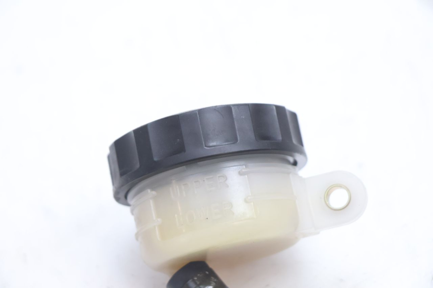photo de TYLNY CYLINDER HAMULCOWY HONDA CB F HORNET 600 (2005 - 2006) - Punkty mocowania