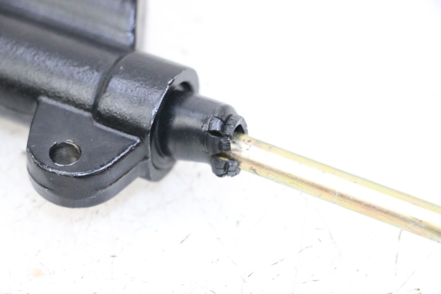 photo de POMPA HAMULCA TYLNEGO RSR DIRT BIKE 150 - Inny kąt widzenia