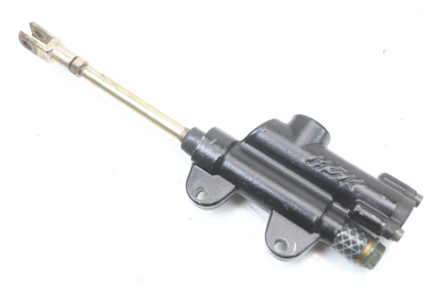 photo de POMPA HAMULCA TYLNEGO KSR RACING DRIFT 140 - Zbliżenie techniczne