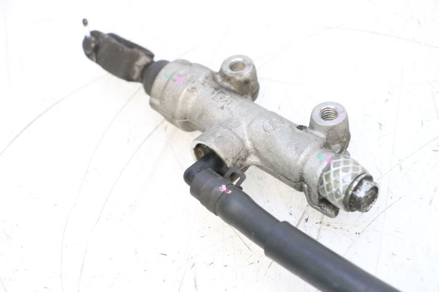 photo de POMPA HAMULCA TYLNEGO KAWASAKI ER-6 ER6 F ABS 650 (2012 - 2016) - Inny kąt widzenia