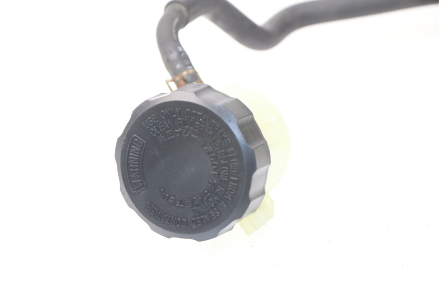 photo de POMPA HAMULCA TYLNEGO YAMAHA FJR ABS 1300 (2006 - 2012) - Inny kąt widzenia