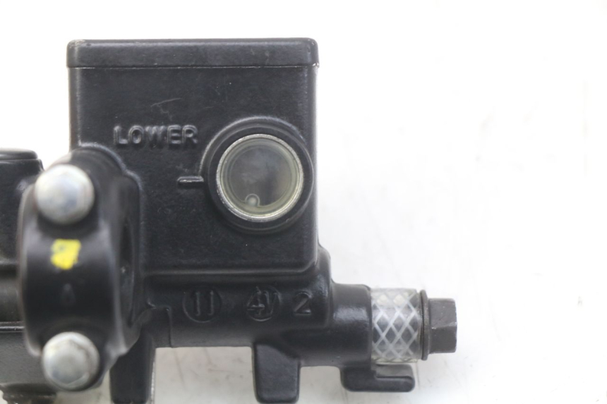 photo de POMPA HAMULCA TYLNEGO HONDA FORZA 125 (2015 - 2016) - Inny kąt widzenia