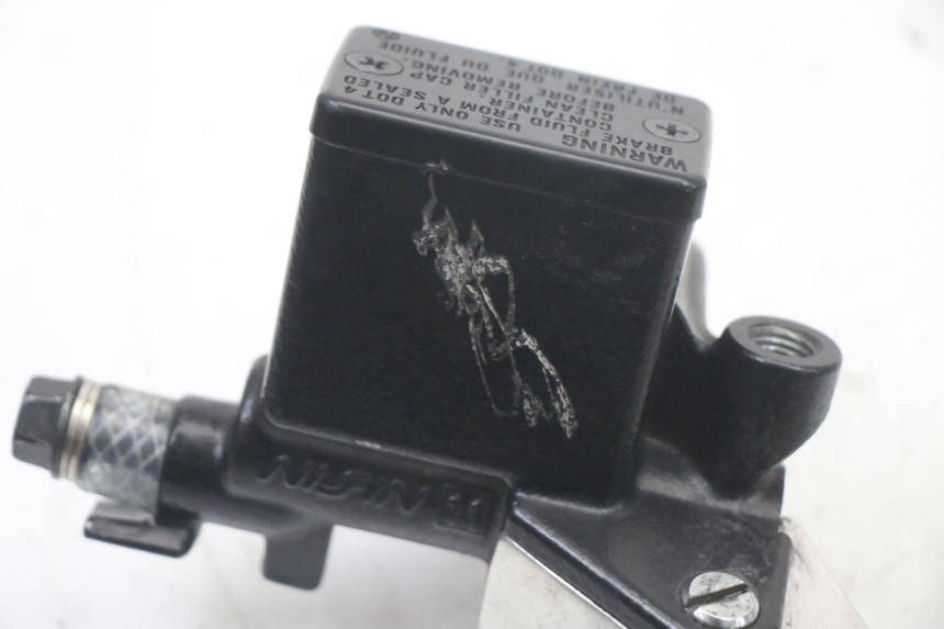 photo de POMPA HAMULCA TYLNEGO HONDA FORZA 125 (2021 - 2025) - Oznaczenia i referencje