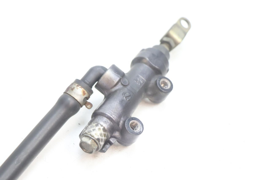 photo de TYLNY CYLINDER HAMULCOWY KAWASAKI GPX F ZX750F 750 (1986 - 1990) - Zbliżenie techniczne
