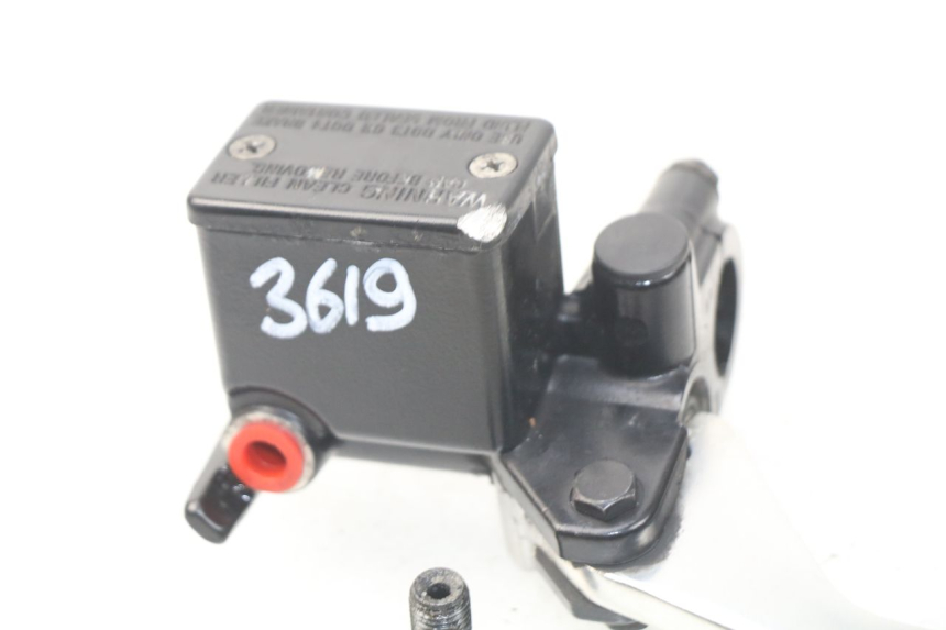 photo de POMPA HAMULCA TYLNEGO SYM JOYMAX 250 (2013 - 2017) - Widok ogólny