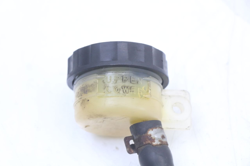 photo de POMPA HAMULCA TYLNEGO KAWASAKI GTR 1000 (1994 - 2004) - Zbliżenie techniczne