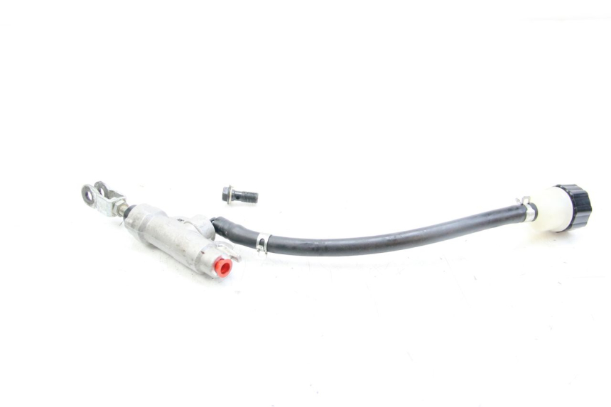 photo de POMPA HAMULCA TYLNEGO KAWASAKI KX 85 (2001 - 2013) - Szczegół części