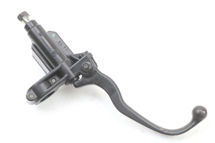 photo de POMPA HAMULCA TYLNEGO PIAGGIO MP3 500 (2011 - 2015) - Zbliżenie techniczne