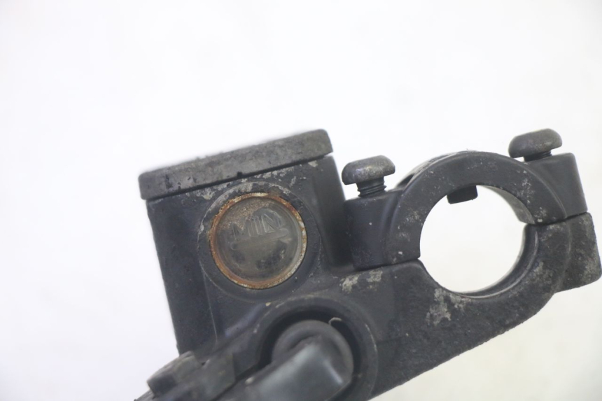 photo de POMPA HAMULCA TYLNEGO PIAGGIO MP3 RL 250 (2006 - 2010) - Widok ogólny