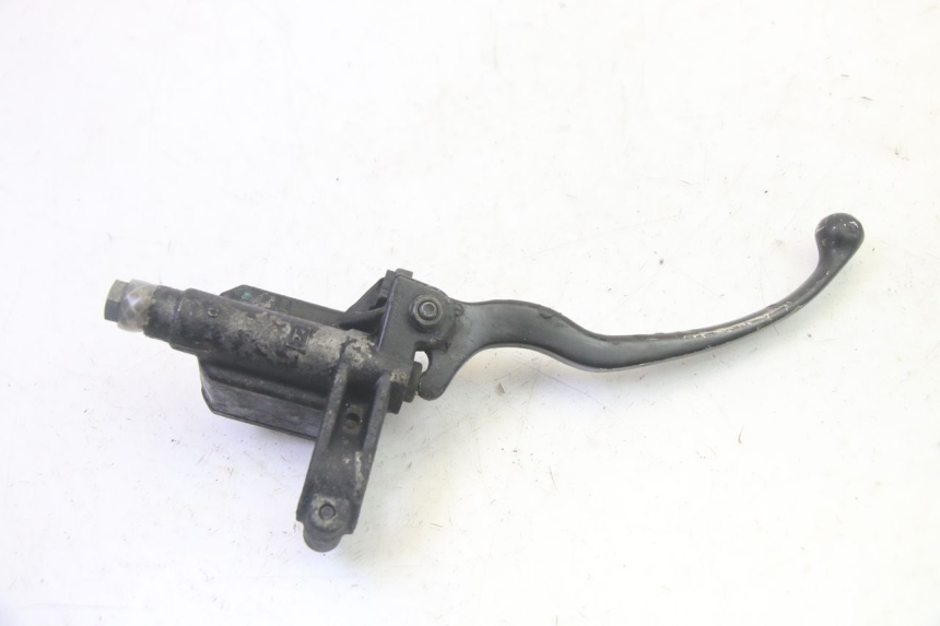 photo de POMPA HAMULCA TYLNEGO PIAGGIO MP3 RL 250 (2006 - 2010) - Punkty mocowania