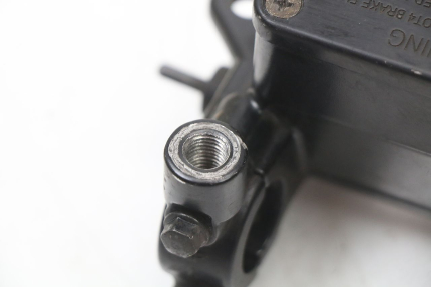 photo de POMPA HAMULCA TYLNEGO MBK MW TRYPTIK 125 (2014 - 2016) - Widok ogólny