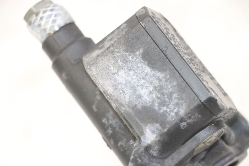 photo de POMPA HAMULCA TYLNEGO GILERA NEXUS 125 (2009 - 2013) - Zoom stanu zużycia