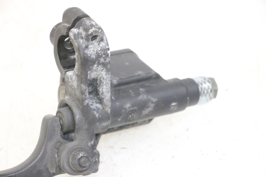 photo de POMPA HAMULCA TYLNEGO GILERA NEXUS 125 (2009 - 2013) - Zbliżenie techniczne