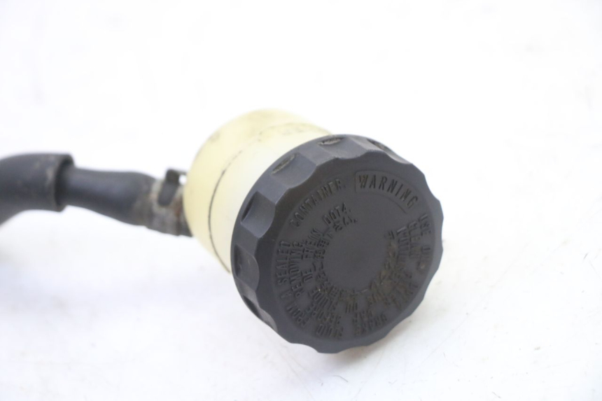 photo de POMPA HAMULCA TYLNEGO HONDA NTV DEAUVILLE ABS 700 (2007 - 2016) - Zbliżenie techniczne