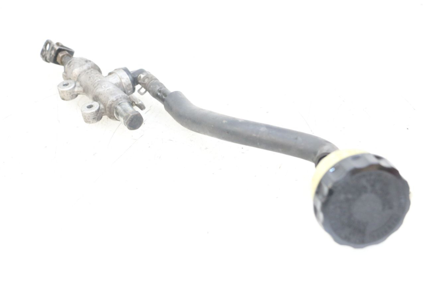 photo de POMPA HAMULCA TYLNEGO HONDA NTV DEAUVILLE 650 (1998 - 2001) - Inny kąt widzenia