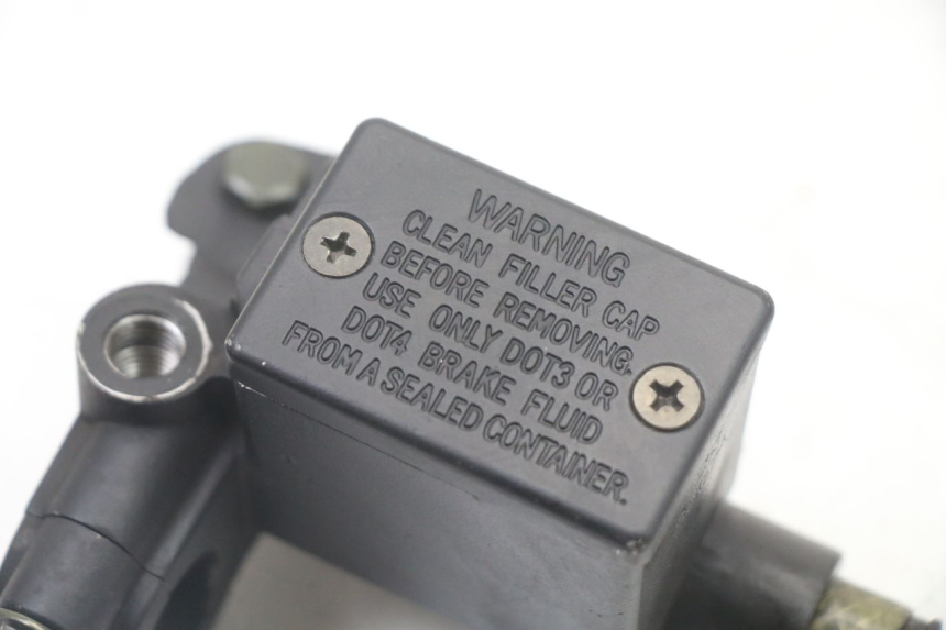 photo de POMPA HAMULCA TYLNEGO PEUGEOT CITYSTAR 125 (2011 - 2017) - Szczegół części