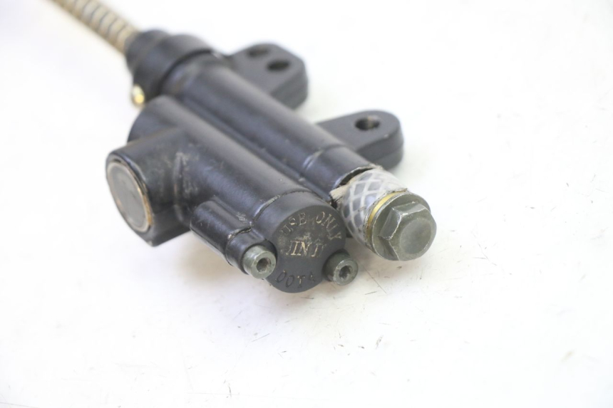 photo de POMPA HAMULCA TYLNEGO APOLLO RFZ 125 - Punkty mocowania