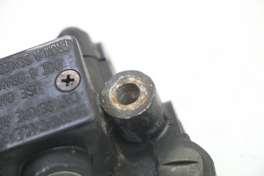 photo de POMPA HAMULCA TYLNEGO GILERA RUNNER SL 50 (2006 - 2009) - Inny kąt widzenia