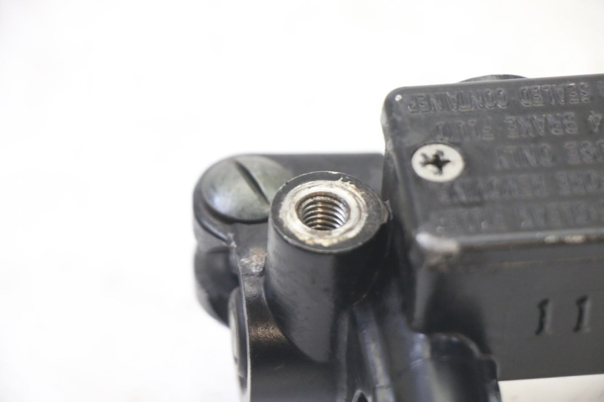 photo de POMPA HAMULCA TYLNEGO GILERA RUNNER SP 50 (2006 - 2008) - Inny kąt widzenia