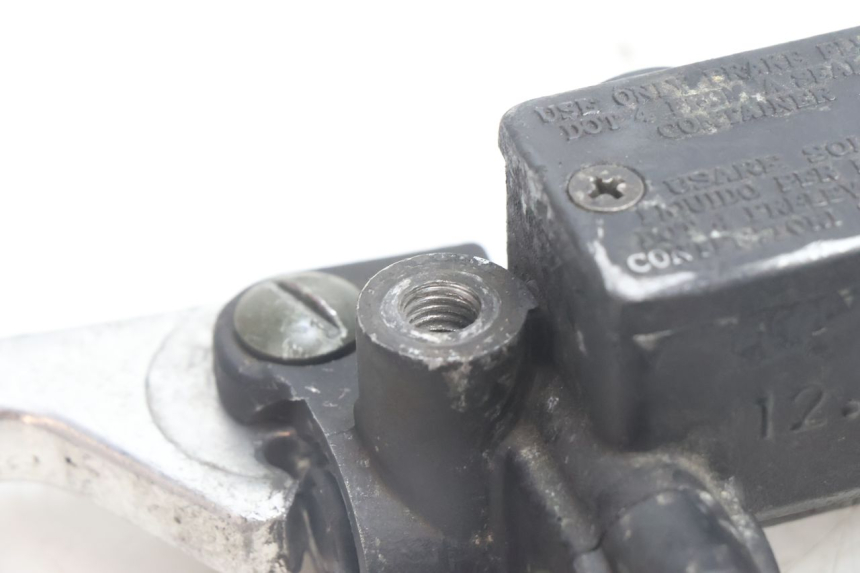 photo de TYLNY CYLINDER HAMULCOWY GILERA RUNNER SP 50 (2002 - 2004) - Punkty mocowania