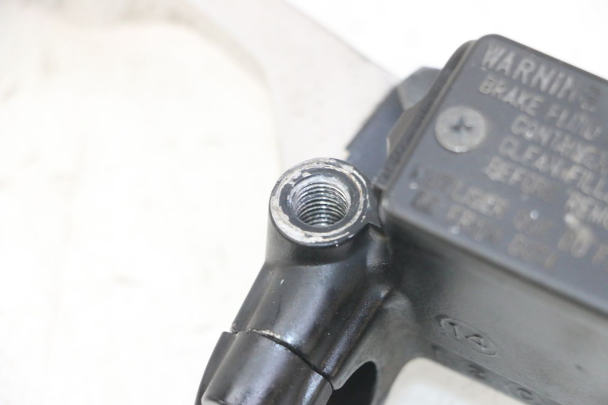 photo de POMPA HAMULCA TYLNEGO PEUGEOT SATELIS 125 (2013 - 2018) - Punkty mocowania