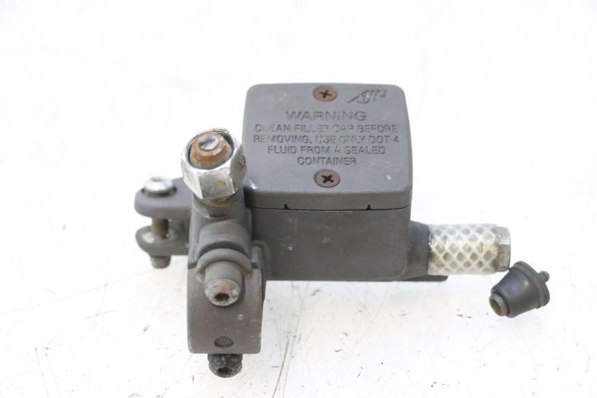 photo de POMPA HAMULCA TYLNEGO PEUGEOT SATELIS 125 (2006 - 2009) - Oznaczenia i referencje