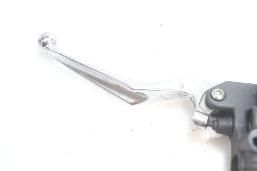 photo de POMPA HAMULCA TYLNEGO PEUGEOT SATELIS 125 (2006 - 2009) - Szczegół części