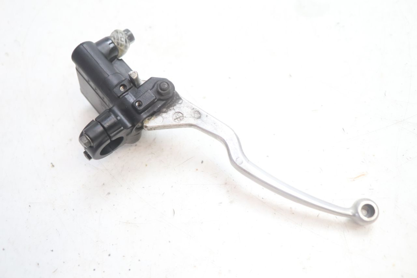 photo de POMPA HAMULCA TYLNEGO PEUGEOT SATELIS 125 (2013 - 2018) - Oznaczenia i referencje