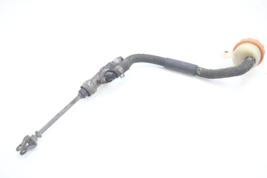 photo de TYLNY CYLINDER HAMULCOWY HONDA ST PAN EUROPEAN 1100 (1990 - 2002) - Zbliżenie techniczne