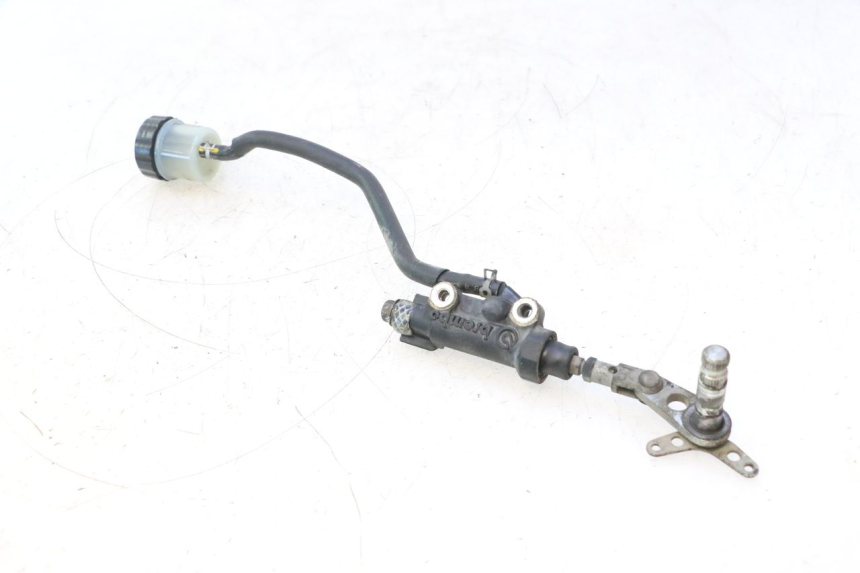 photo de POMPA HAMULCA TYLNEGO YAMAHA TDM ABS 900 (2002 - 2014) - Zbliżenie techniczne