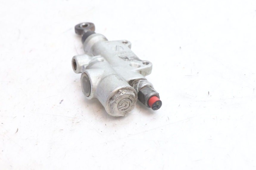 photo de TYLNY CYLINDER HAMULCOWY HUSABERG TE 250 (2011 - 2014) - Punkty mocowania