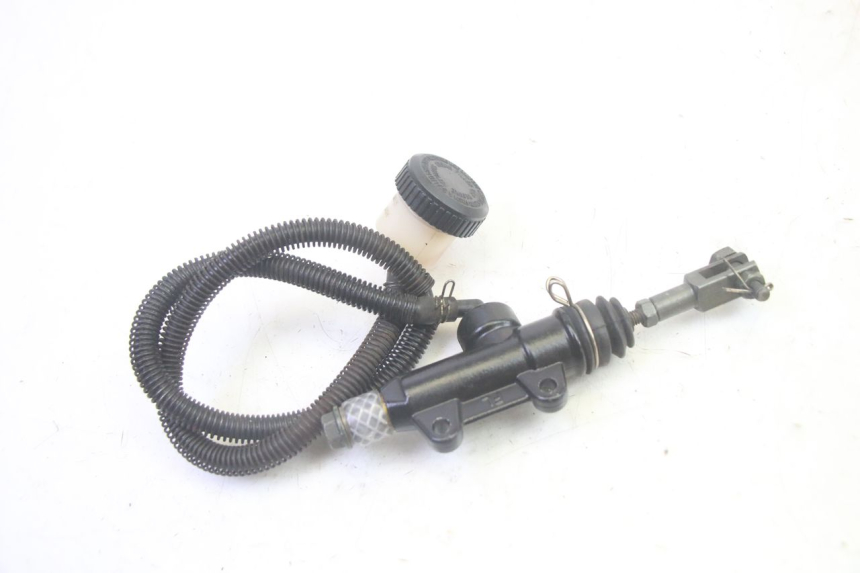 photo de POMPA HAMULCA TYLNEGO KSR TR SM 50 (2015 - 2018) - Inny kąt widzenia