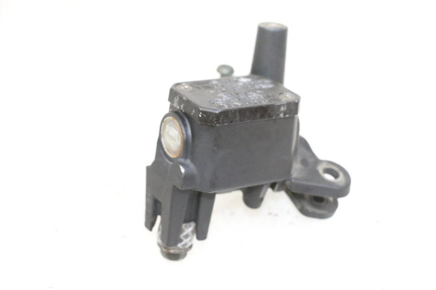 photo de POMPA HAMULCA TYLNEGO YAMAHA XMAX X-MAX 125 (2006 - 2009) - Widok główny