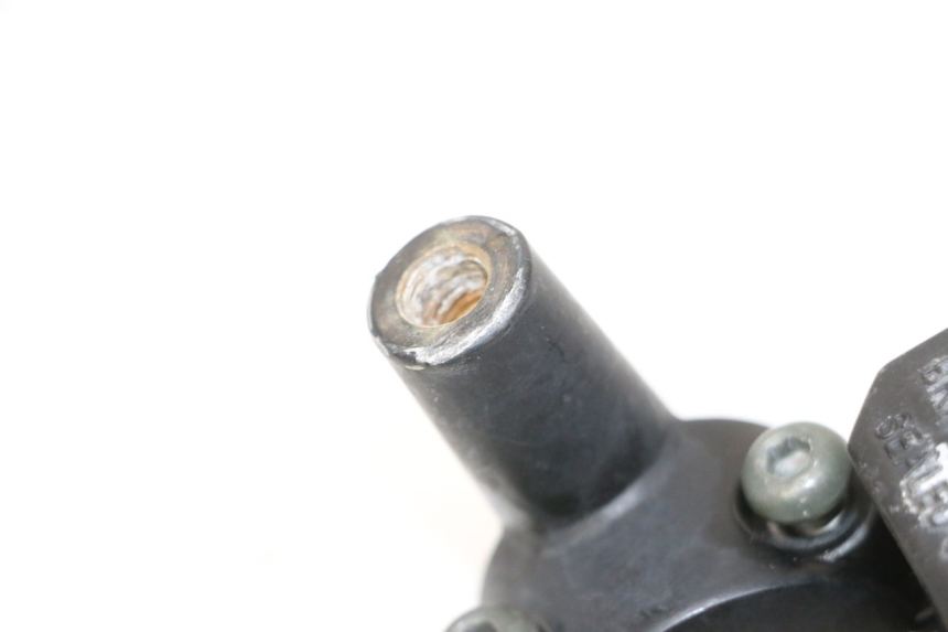 photo de POMPA HAMULCA TYLNEGO YAMAHA XMAX X-MAX 125 (2006 - 2009) - Szczegół części