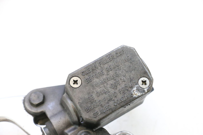photo de POMPA HAMULCA TYLNEGO YAMAHA X-MAX XMAX 125 (2010 - 2013) - Szczegół części