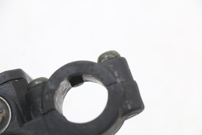 photo de POMPA HAMULCA TYLNEGO PIAGGIO X8 125 (2004 - 2007) - Punkty mocowania