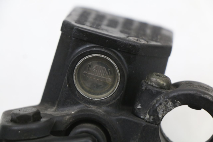 photo de POMPA HAMULCA TYLNEGO PIAGGIO X9 125 (2000 - 2003) - Widok ogólny