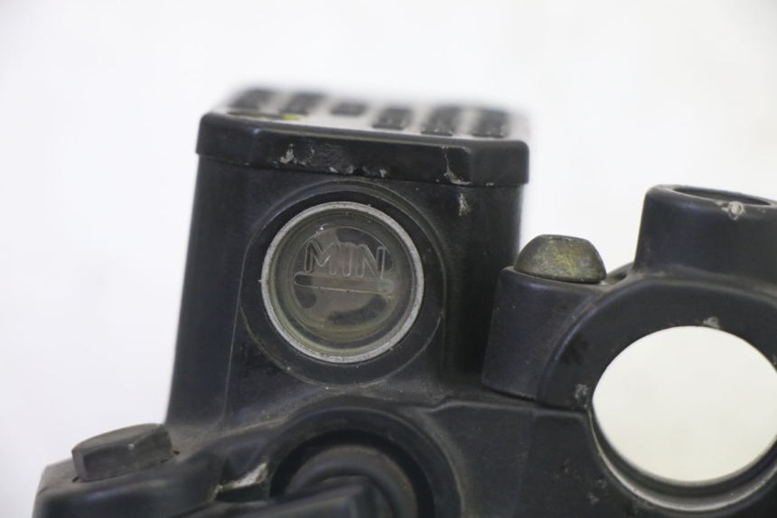 photo de POMPA HAMULCA TYLNEGO PIAGGIO XEVO - X EVO 125 (2007 - 2017) - Widok ogólny