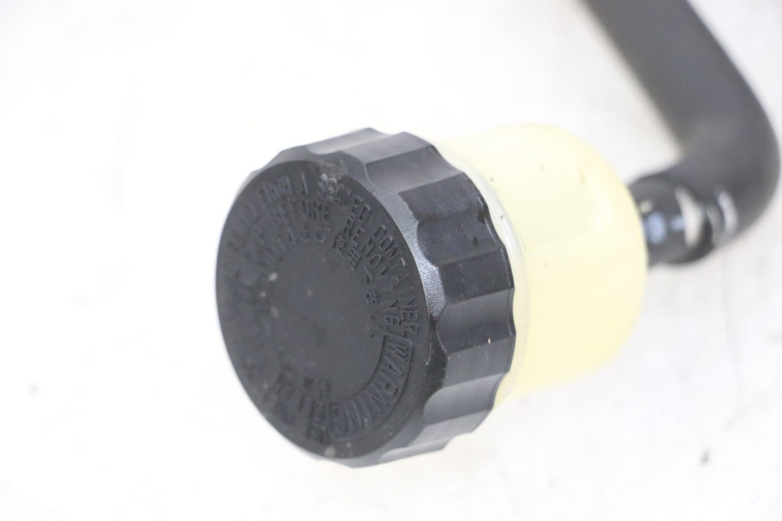 photo de POMPA HAMULCA TYLNEGO YAMAHA XJ6 ABS 600 (2008 - 2016) - Zoom stanu zużycia