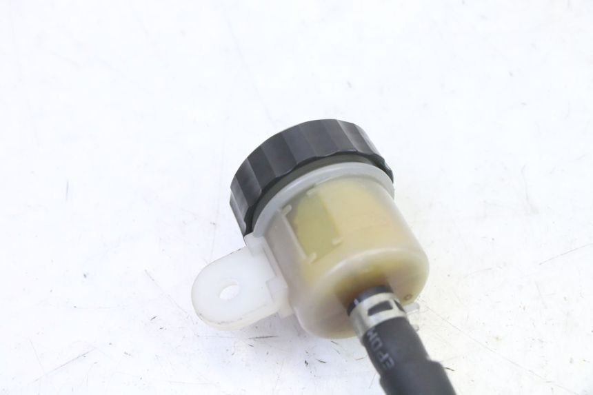 photo de POMPA HAMULCA TYLNEGO YAMAHA XJ6 ABS 600 (2008 - 2016) - Widok ogólny