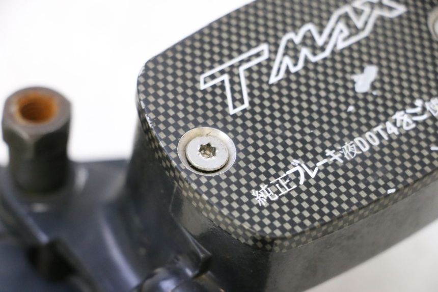 photo de TYLNY CYLINDER HAMULCOWY YAMAHA XP T-MAX ABS 500 (2005 - 2005) - Inny kąt widzenia