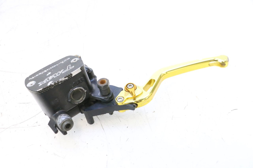 photo de TYLNY CYLINDER HAMULCOWY YAMAHA XP T-MAX ABS 500 (2005 - 2005) - Punkty mocowania