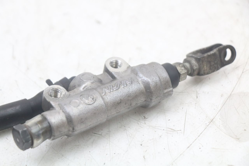 photo de POMPA HAMULCA TYLNEGO YAMAHA XT X 660 (2004 - 2016) - Inny kąt widzenia