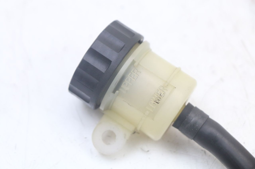 photo de POMPA HAMULCA TYLNEGO YAMAHA XT X 660 (2004 - 2016) - Zbliżenie techniczne