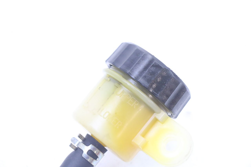 photo de POMPA HAMULCA TYLNEGO YAMAHA XJ6 600 (2008 - 2016) - Zoom stanu zużycia