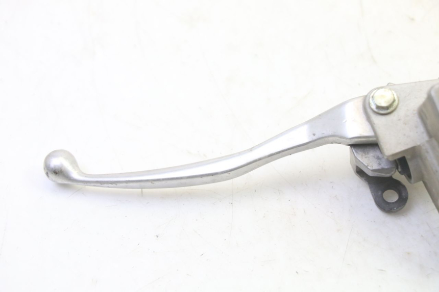 photo de POMPA HAMULCA TYLNEGO YAMAHA YFM GRIZZLY 550 (2008 - 2015) - Szczegół części